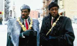 Жить для себя VS жить для других: выбор и последствия