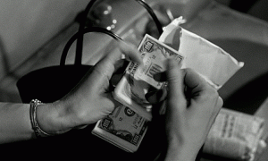 Мужчина предложил денег: как реагировать в разных ситуациях?