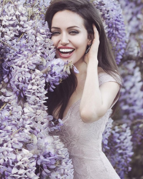 Лина Сэндс