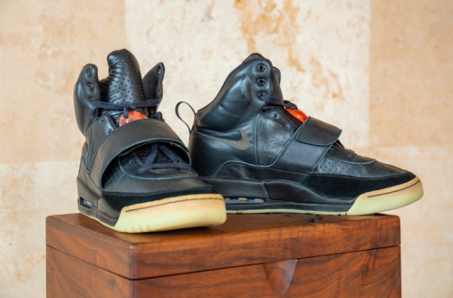 Nike Air Yeezy 1 Канье Уэста - $1,800,000