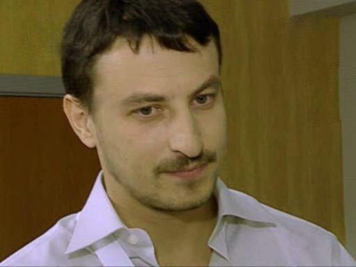 Онур в молодости