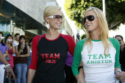 Aniston Team и Jolie Team