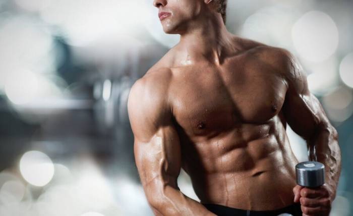 Красивое мужское тело