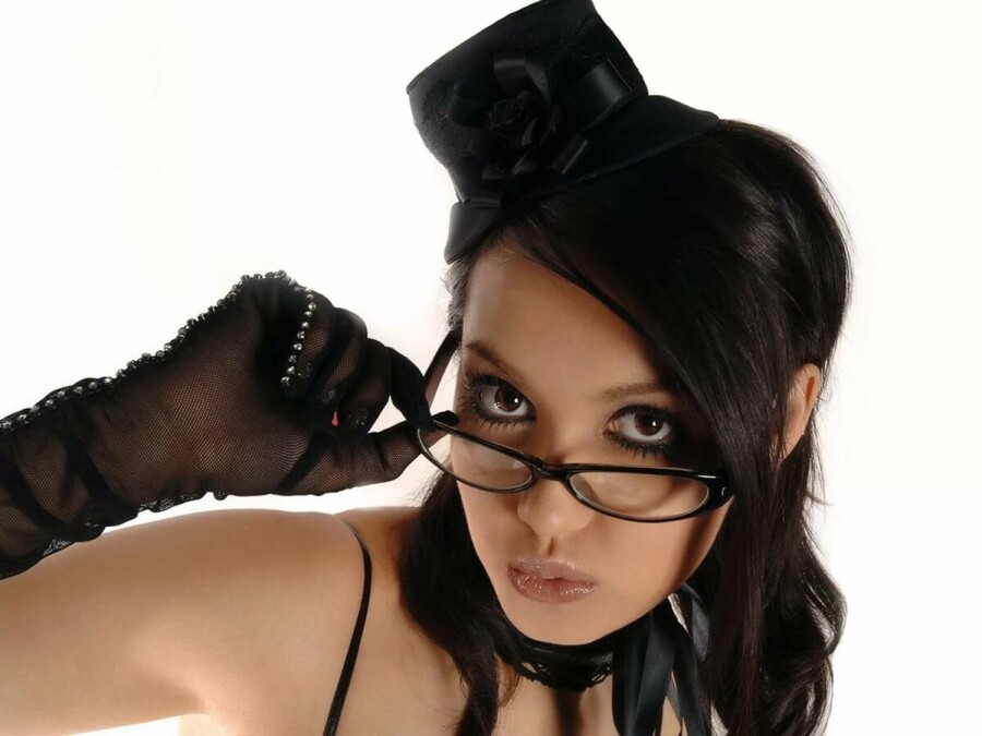 Как познакомится с умной девушкой