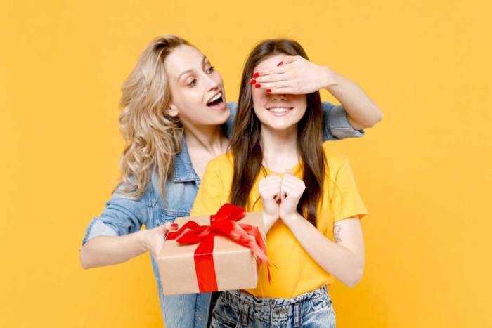 передаривание подарков