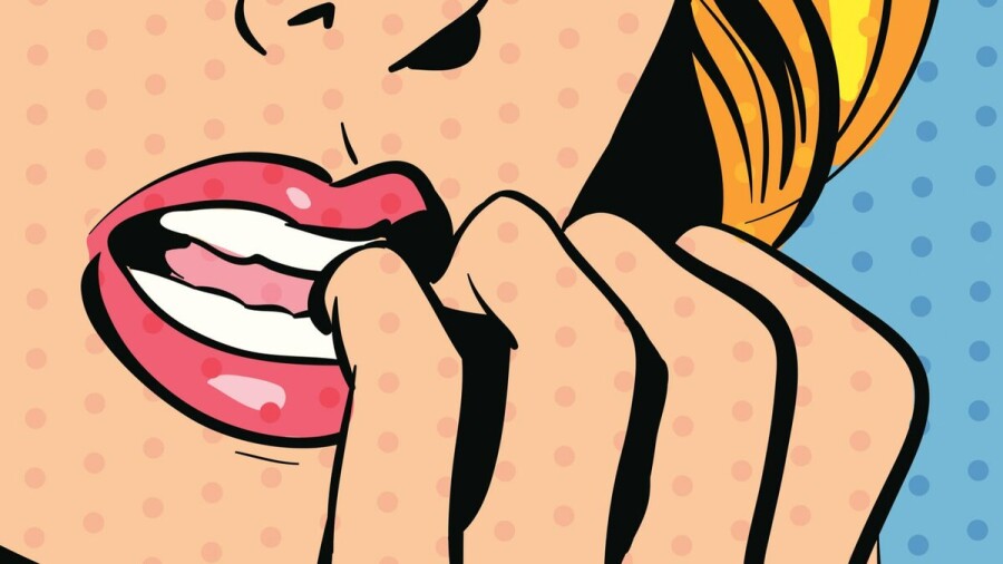 девушка кусает ногти арт