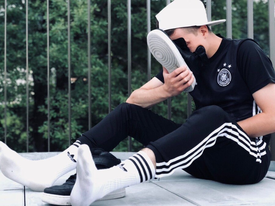 Амикошонство