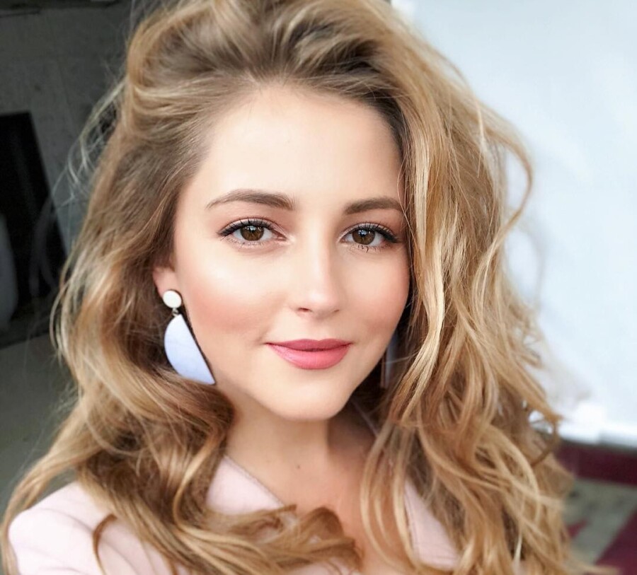 Анна Михайловская