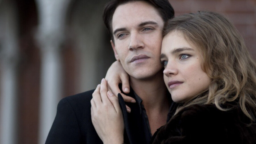 Как ведёт себя влюбленный мужчина