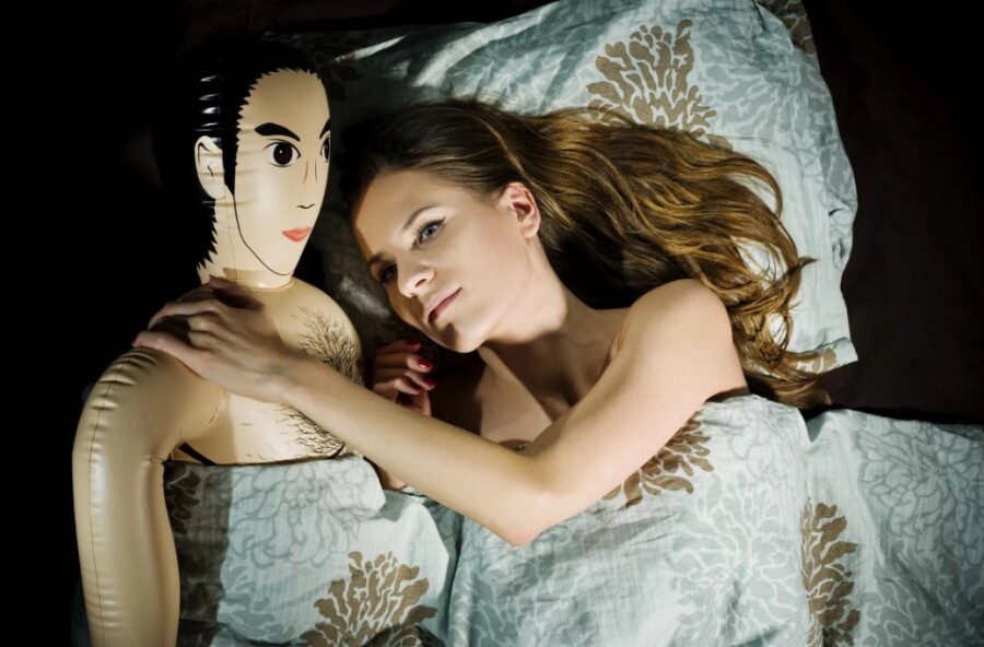 Надувной мужчина для женщины